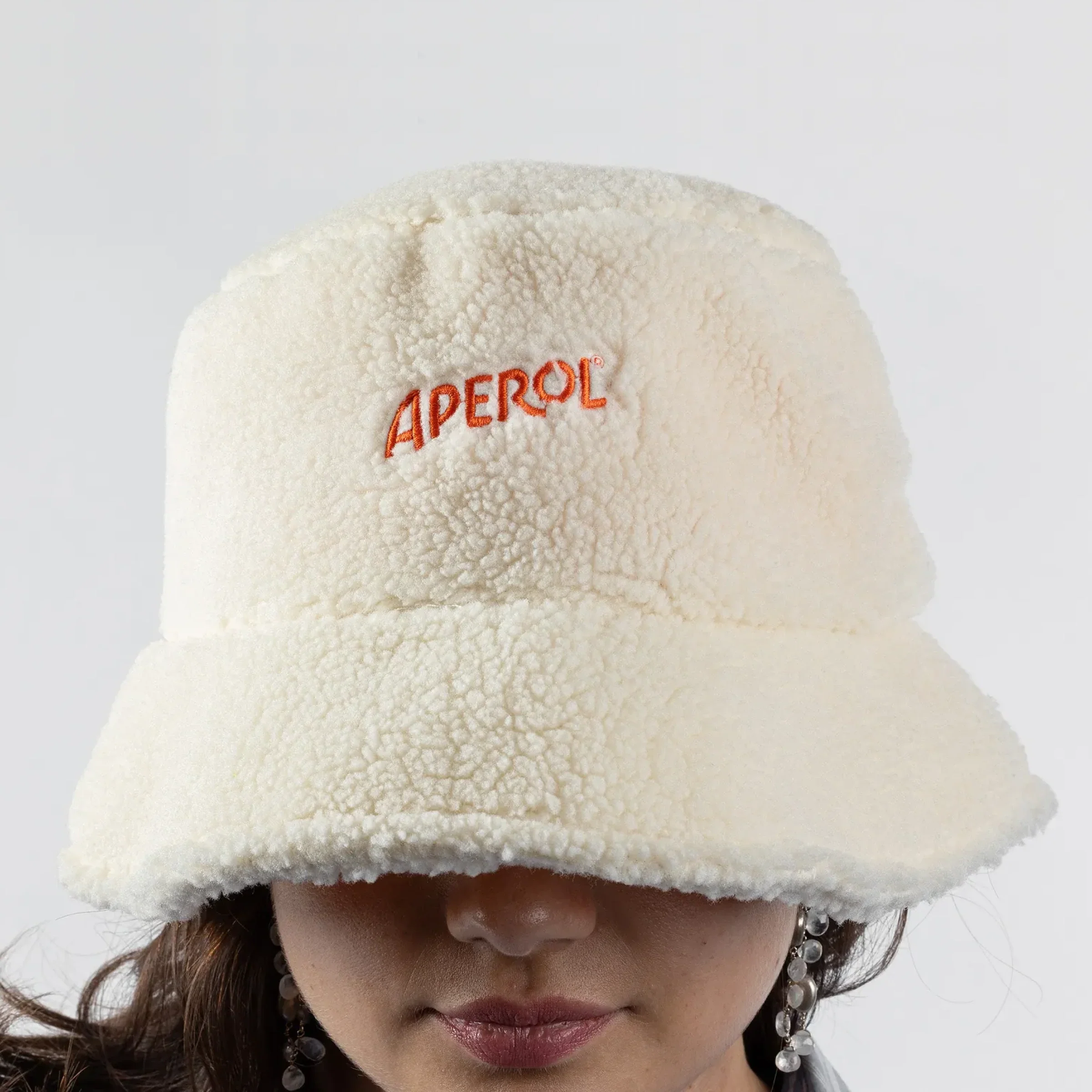 APEROL FLUFFY BUCKET HAT - Image 3